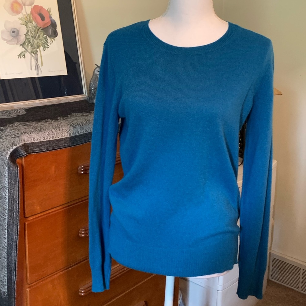 Neiman Marcus Cashmere Teal Sweater: Medium